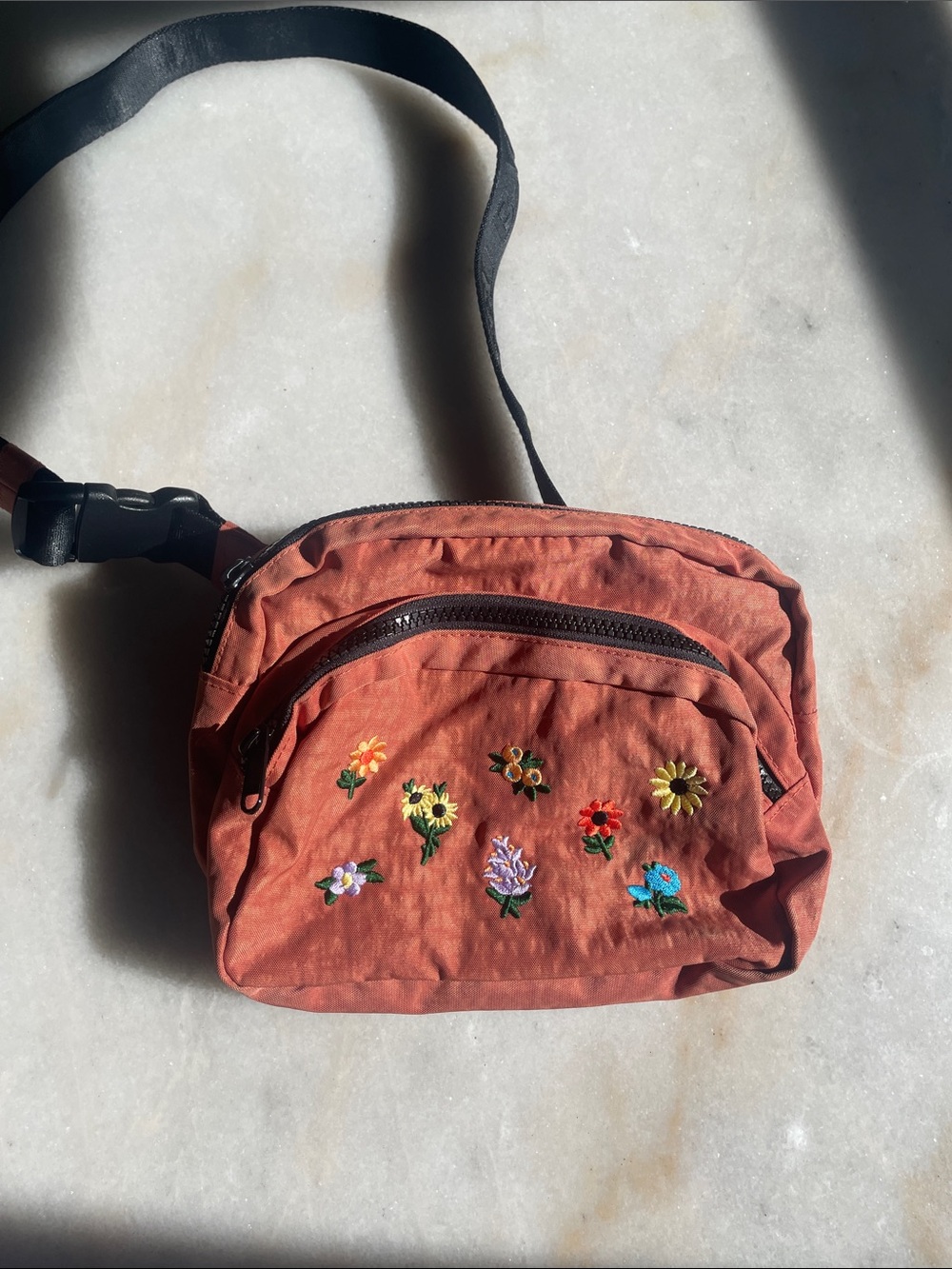 BAGGU Rust Embroidered Floral Crossbody Bag
